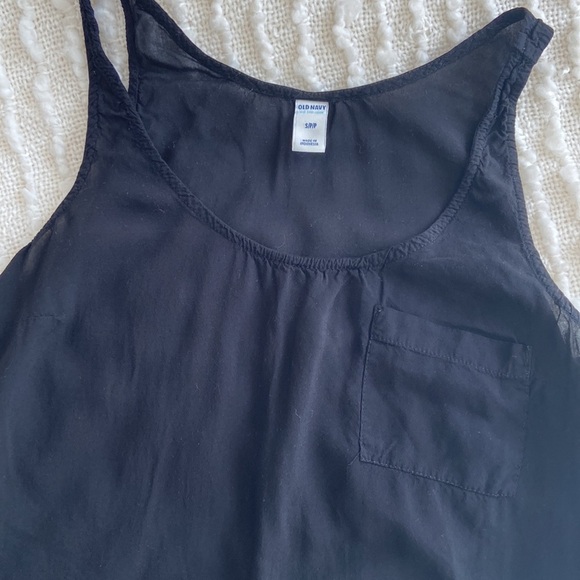 Old Navy Sheer Tank with Pocket | Size S - Picture 2 of 5